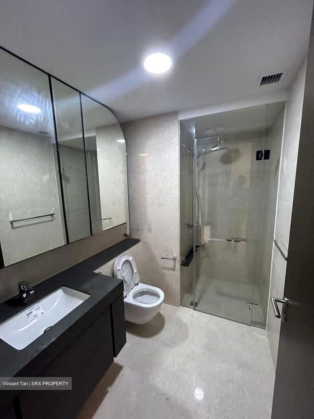 Avenue South Residence (D3), Apartment #621228331